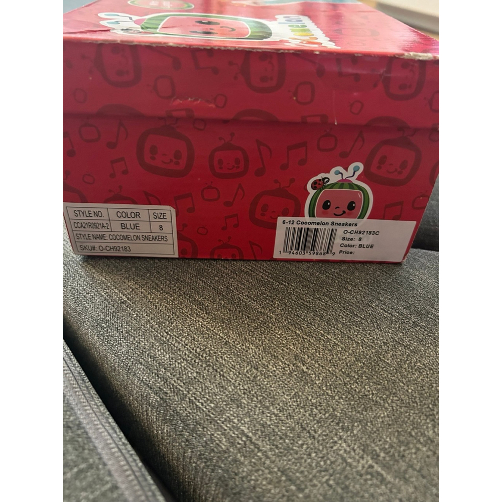 Cocomelon JJ light up sneakers size 8 toddler w box - Picture 4 of 10
